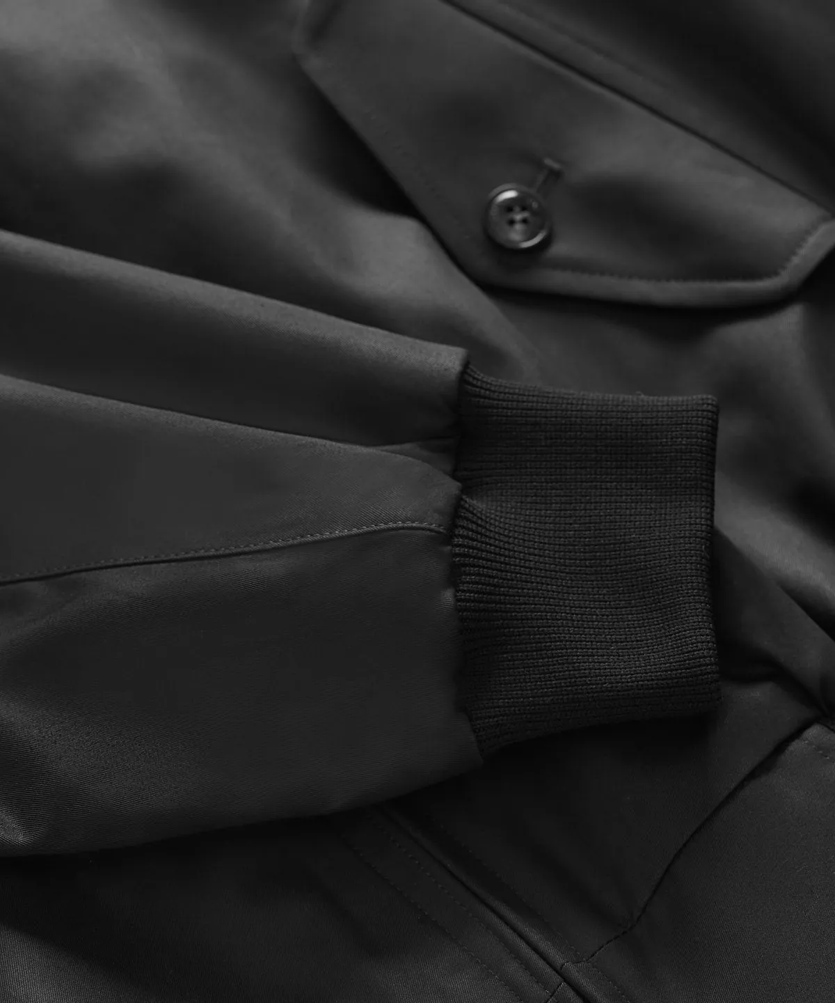 Harrington Grenfell Cloth in Black